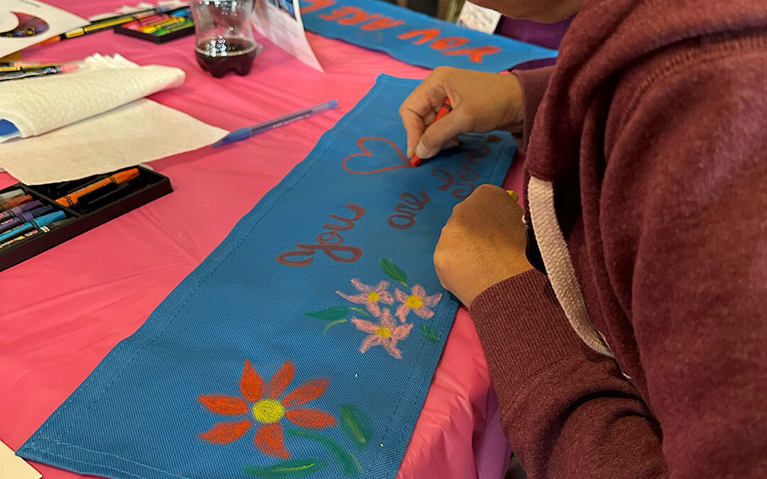 Care_Package_Decorating