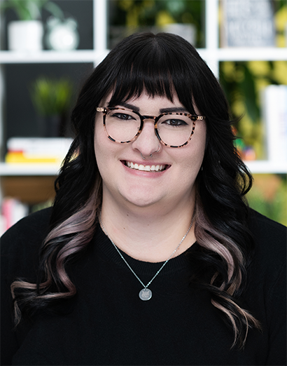 Alaina Ross Headshot